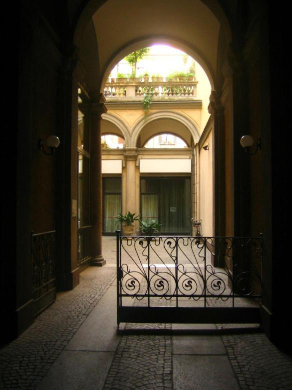 Castaldi House Hotell Milano Eksteriør bilde